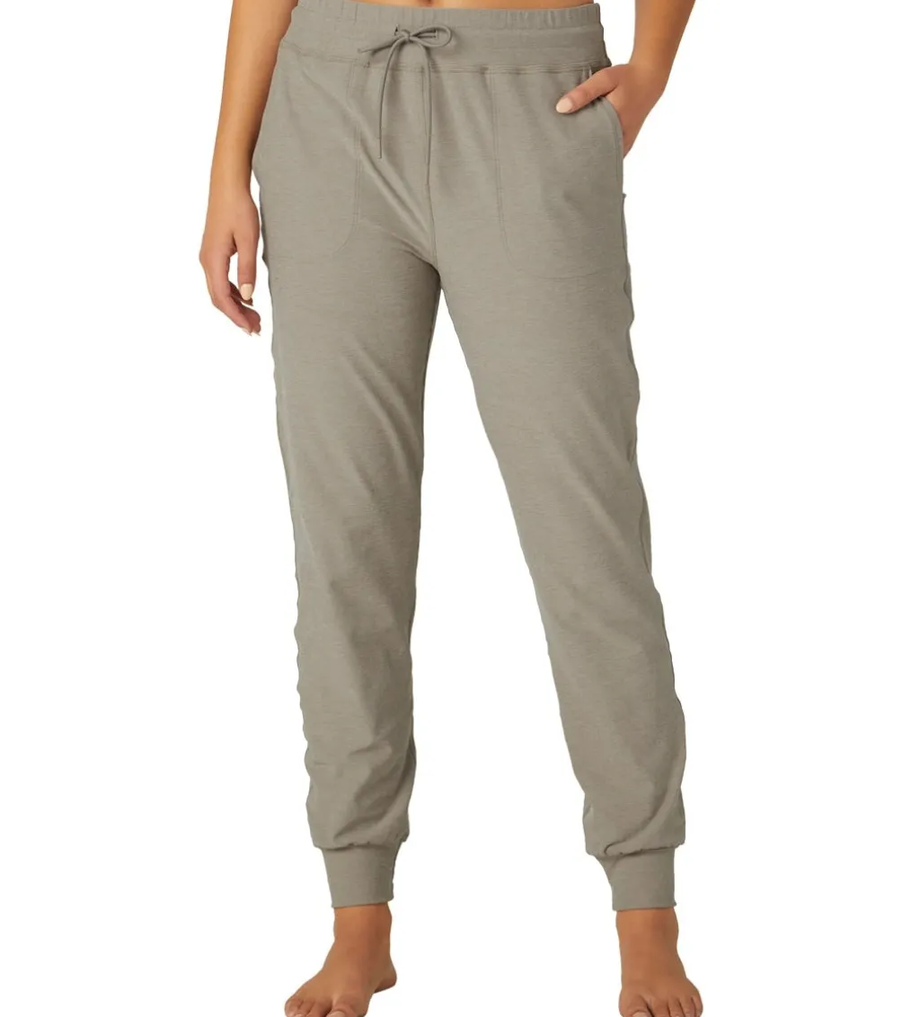 Beyond Yoga Spacedye Commuter Midi Joggers